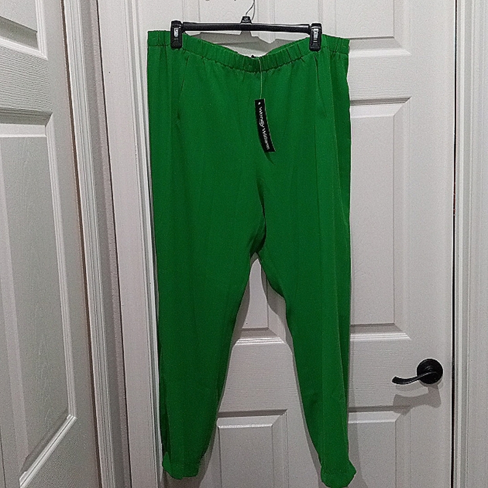 Ladies pants crepe knit, elastic waist, back ankle gathering on legs. 2 front sl